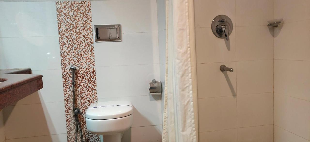Hotel Saptagiri Хидерабад Екстериор снимка