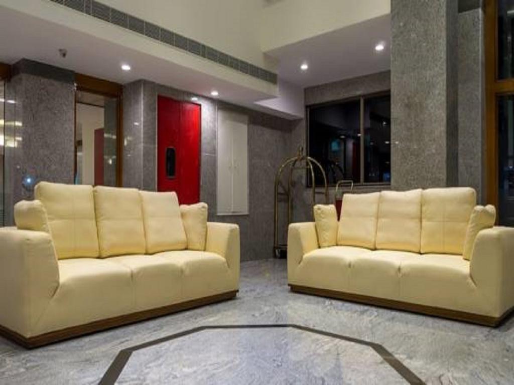 Hotel Saptagiri Хидерабад Екстериор снимка