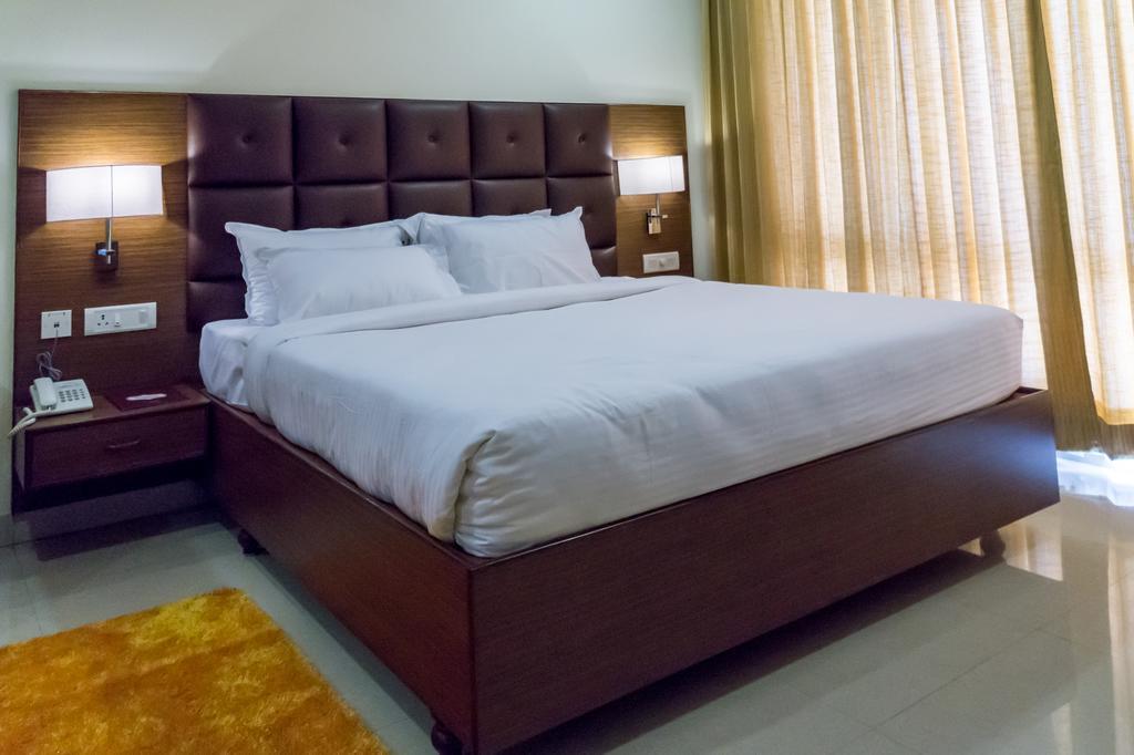 Hotel Saptagiri Хидерабад Екстериор снимка