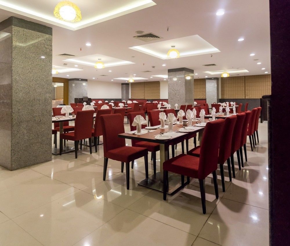 Hotel Saptagiri Хидерабад Екстериор снимка